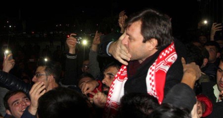 Ertuğrul Sağlam'ın Çalıştırdığı Traktör Sazi, Yine Kazandı