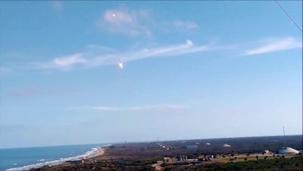 Atterrissage des lanceurs Falcon SpaceX vus d'une grue ! Impressionnant !