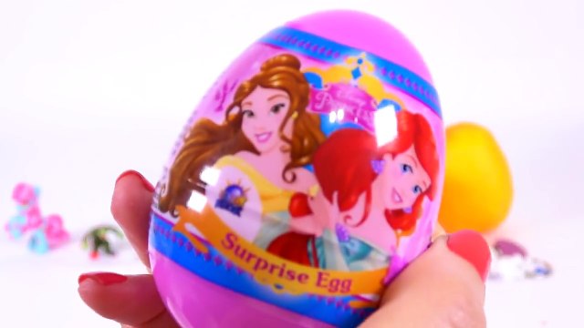 Coração e Ovos Surpresa de Massinha Play-Doh com Peppa Pig e Familia