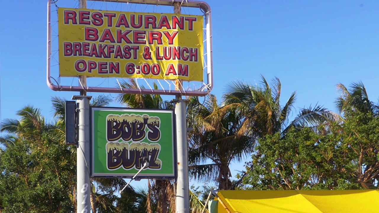 Video The Best Key Lime Pie in The Florida Keys