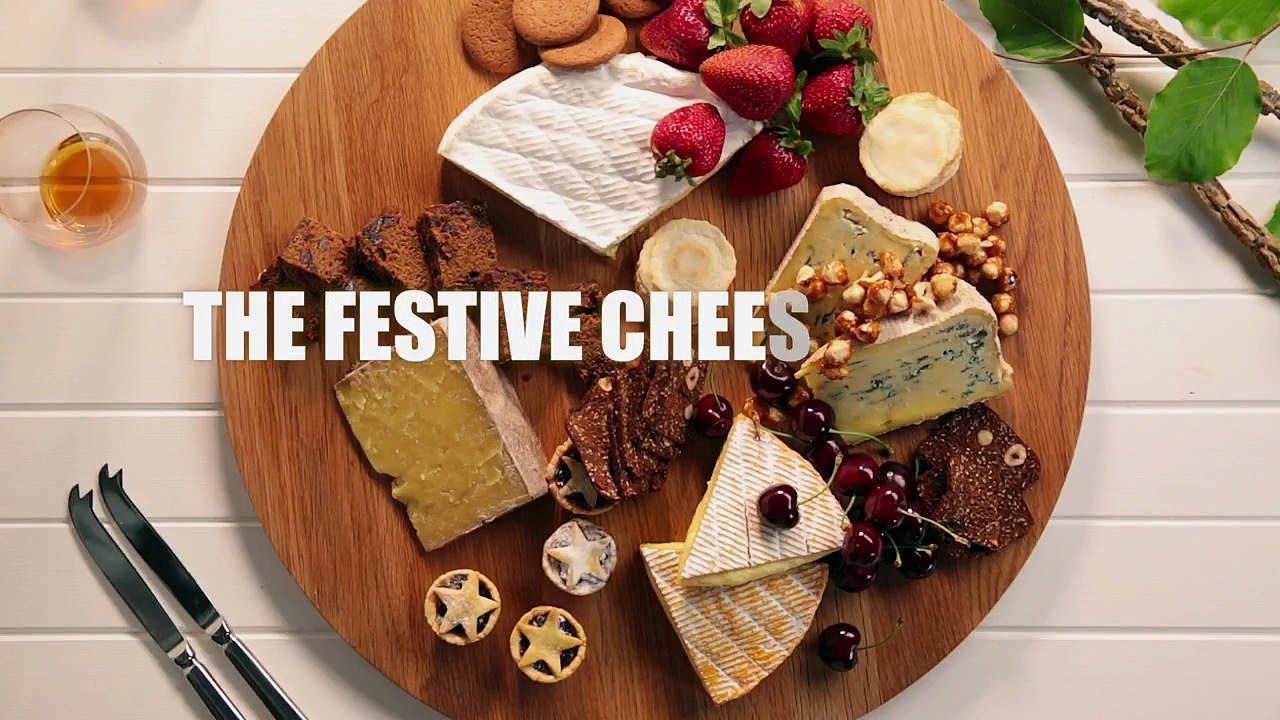 How to make a Festive Cheese Board