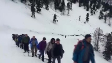 Dağcılardan Düldül Dağı'nın Zirvesinden Zeytin Dalı Harekatı'na Destek