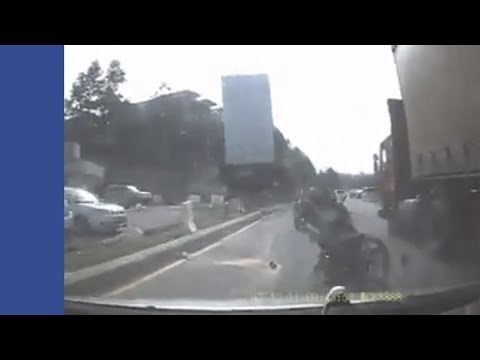 Nasib Baik Tak Digilis Treler!