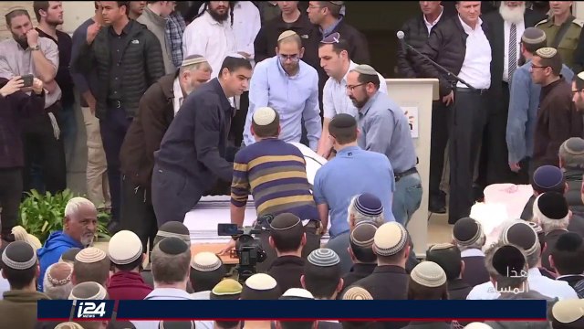 تقرير: الجيش الإسرائيلي يواصل البحث عن منفذ عملية أريئيل والرئيس الفلسطيني يرفض الوساطة الأمريكية