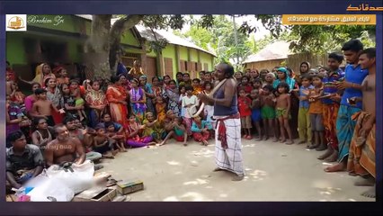 مروض أفاعي هندي خطير لدغته أفعى سامة ففقد السيطرة على كل الافاعي شاهد ماذا فعل !؟