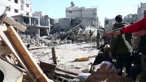 Death toll soars as Syria regime pounds rebel enclave