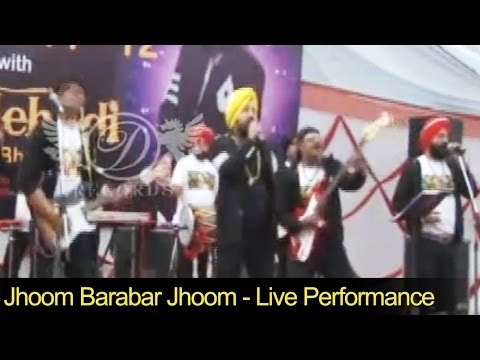 Jhoom Barabar Jhoom | Live | Khalsa College | Daler Mehndi