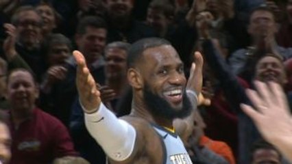 Play of the Day: LeBron James