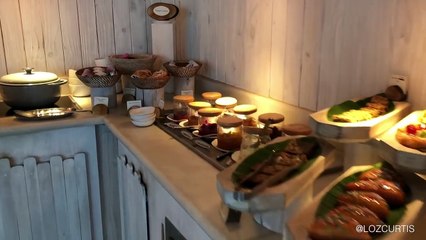 Vlog: THE MALDIVES! | Lauren Curtis