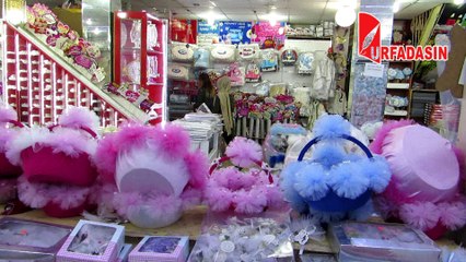 Çeyiz Satıcıları Düğün Sezonunda Dertli