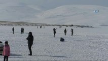 Çıldır Gölü, Kars'a Gelen Yerli ve Yabancı Turistlerin Uğrak Yeri Oldu