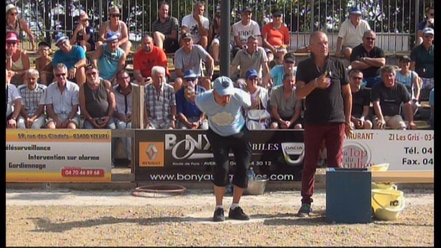 Moulins 2017, record des 1000 boules à 5 tireurs : Christian FAZZINO