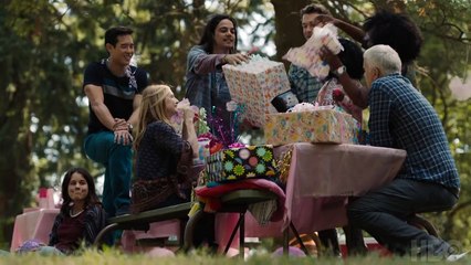 Meet Greg (Tim Robbins) _ Here And Now _ HBO [720p]