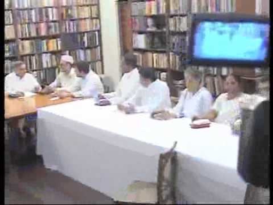 Congress clears stance
