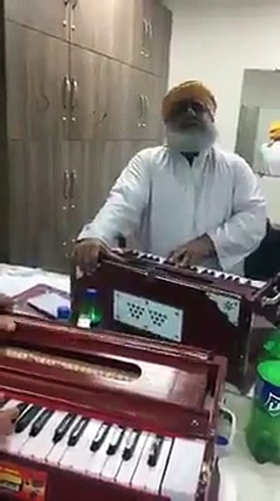 Molana Fazal ur Rehman comedy | Molana Fazal ur Rehman singing ...