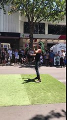 Claquage de fouet synchronisé avec la musique