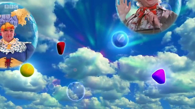 Gigglebiz Ann Teak examines a valuable piggy bank