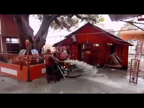 water level of ganga decrease from Hanuman temple in allahabad