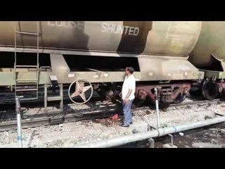 Download Video: petrol leakage from malgadi at bareilly junction