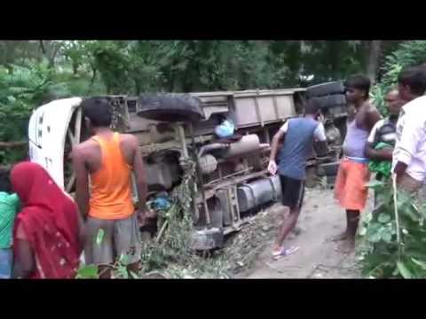 Bihar Vaishali tourist bus turnaround in Maharashtra