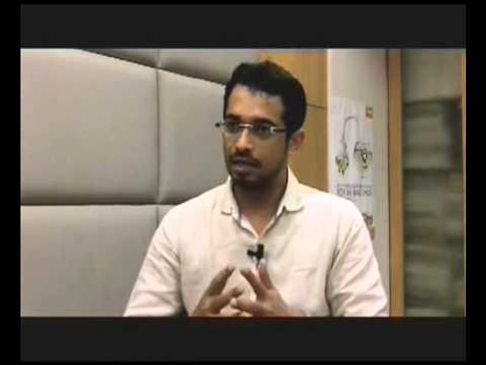 R-Com's cash balance declines sharply