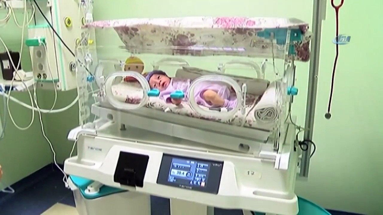 600 Gram Doğdu , Hayata Tutundu