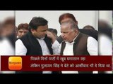 akhilesh visits mulayam singh home along with dimple yadav photo viral