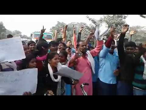 Students blocked the NH