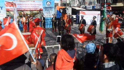 Afrin'deki kahraman Mehmetçiğe mehteranlı destek