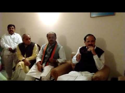 Venkaiah Naidu target Samajwadi Party in UP