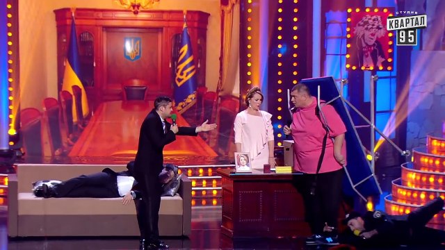 Как Порошенко страну про$рал и зал порвал - Вечерний Квартал Лучшее