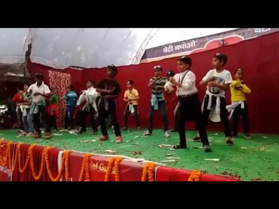 Small Children dancing in Annual School Function Allahabad