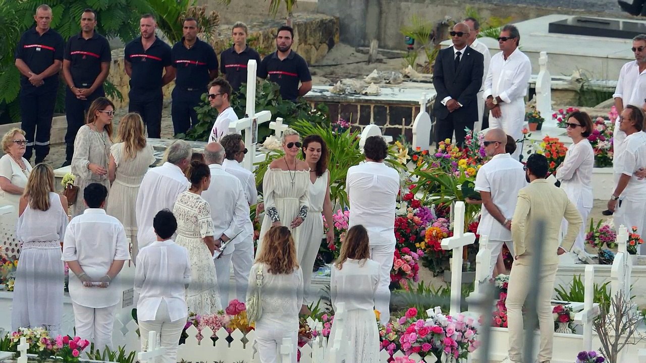 Saint-Barth : tensions autour de la tombe de Johnny Hallyday