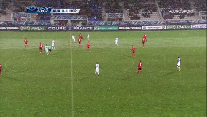 Débordement, centre au premier poteau : Le but d'école des Herbiers