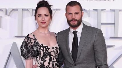 Dakota Johnson Calls Jamie Dornan's Abs 'Rude'