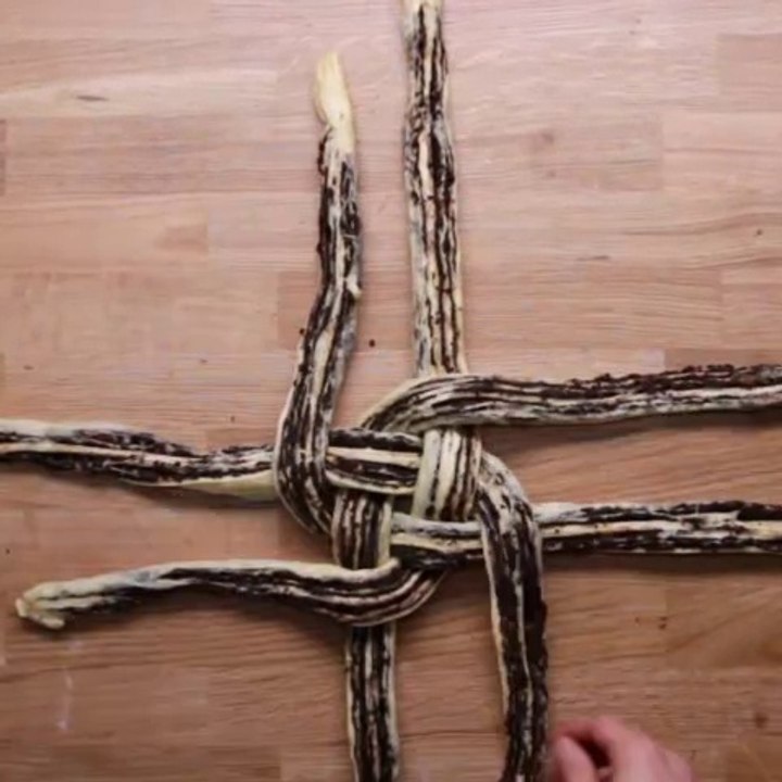 Chocolate Braided Swirl Bread (Babka)
