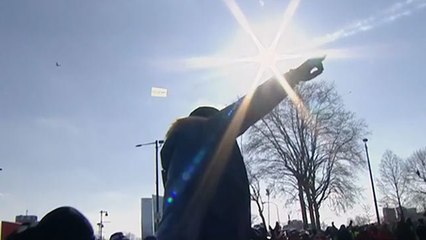 Jeffrey Lurie caps speech with a shout-out to Brain Dawkins, drops mic