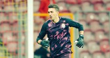 Galatasaraylı Taraftarlar, Konyaspor Maçında Önce Muslera'yı Çağırdı