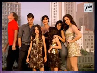 Keeping Up with the Kardashians S01 E06 punchtv