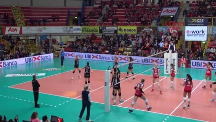 Yamamay E-work Busto Arsizio - Eczacıbaşı Vitra Maçının Ardından - Hd