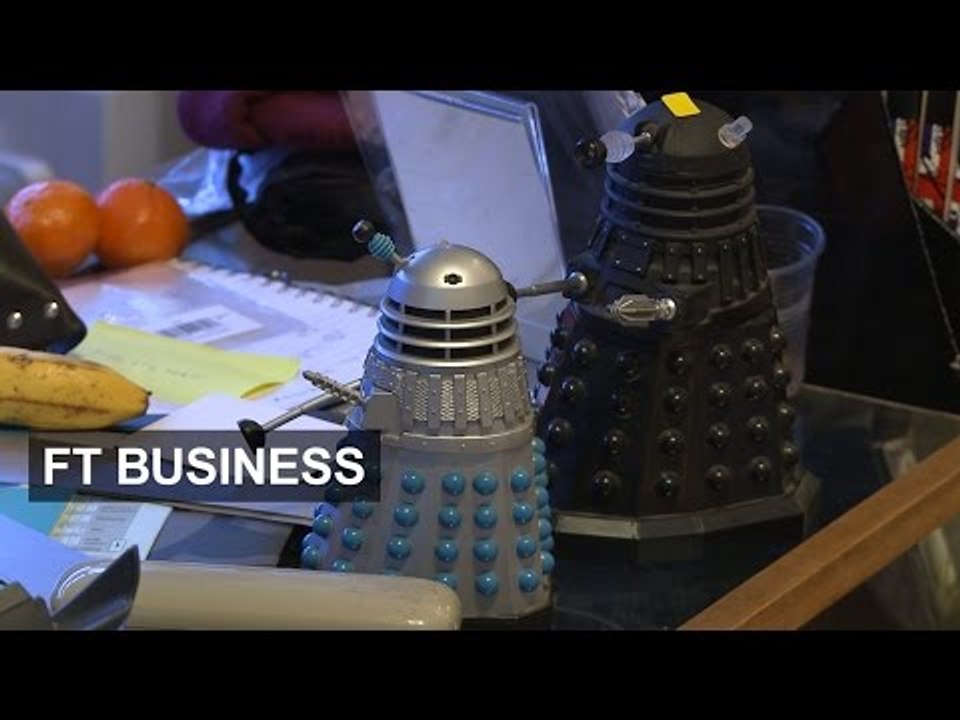 Peer-to-peer lending - the pros and cons | FT Business