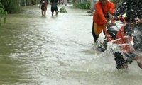 Luapan Kali Ciherang Sebabkan Rumah Warga Terendam Banjir