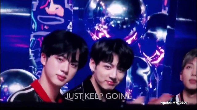 Cực đáng yêu những khoảnh khắc thần tượng liếc mắt đưa tình đồng nghiệp khác giới