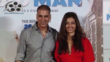 अक्षय कुमार पे लगे है फिल्म इंडस्ट्रीज के 700 करोड़ रुपये !