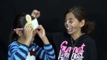 The blindfold face paint challenge - KidToyTesters (Yumiko & Sachiko)