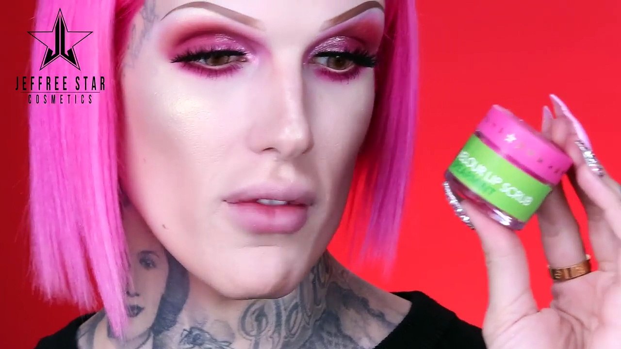 $85 LIP GLOSS REVIEW! Christian Louboutin Loubilaque | Jeffree Star