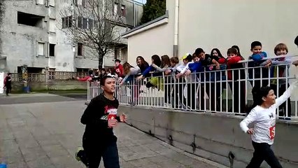 Carrera solidaria Barri´é