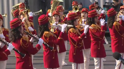 북한 응원단 첫 공연 펼쳐 / YTN