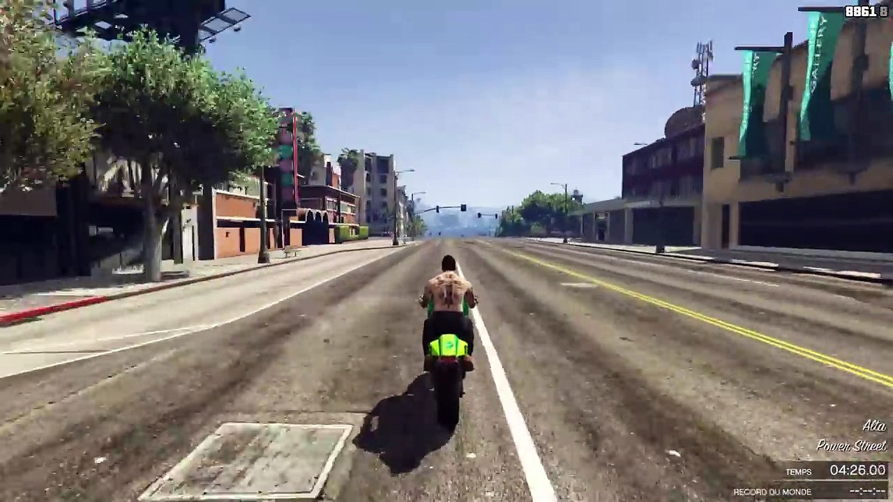 GTA 5 - JUMP MOTO VITESSE MAX ! JE LIS VOS MESSAGES FB