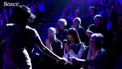 'Cumhuriyetin Divası' için sahnede